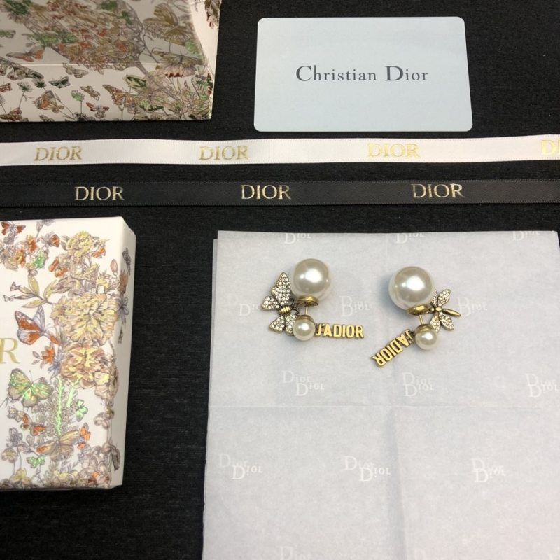chr1st1an D10r earrings
